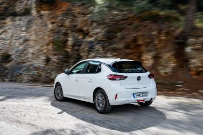 Test: Opel Corsa 1.2T AT8 100Ps 